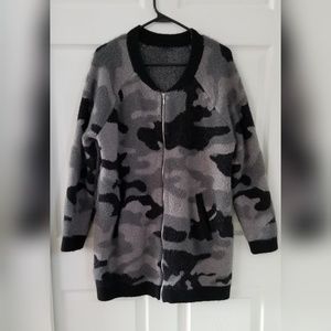 TORRID CAMO METALLIC SWEATER